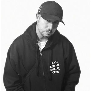 Meet your Posher, Juan